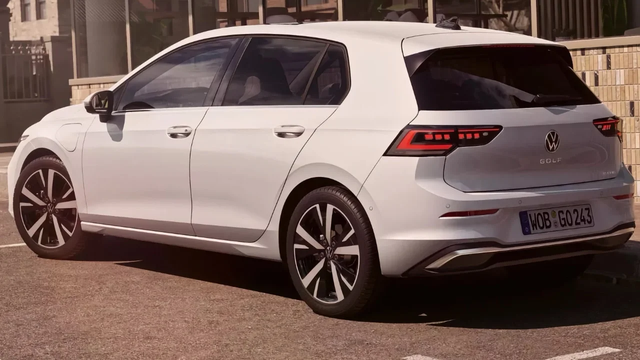 Used Volkswagen GOLF - Sell your VW car in Switzerland | CompriamoAuto.ch